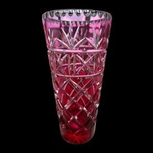 Beautiful Vintage Kagami Japan Edo Kiriko Crystal 10” Tall Pink Overlay Vase